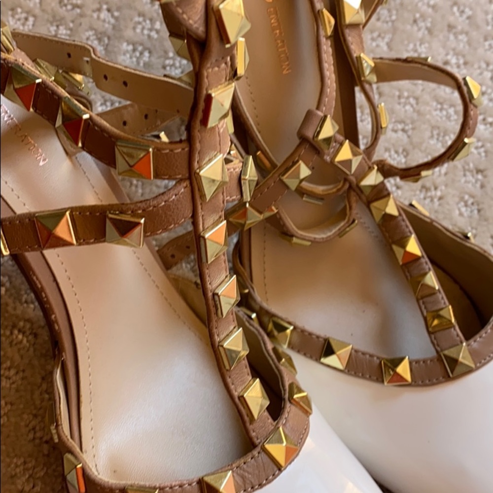 Sandals - Picture 5 of 5